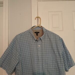 Van Heusen Light Blue Plaid Short-Sleeve Button-Down Shirt